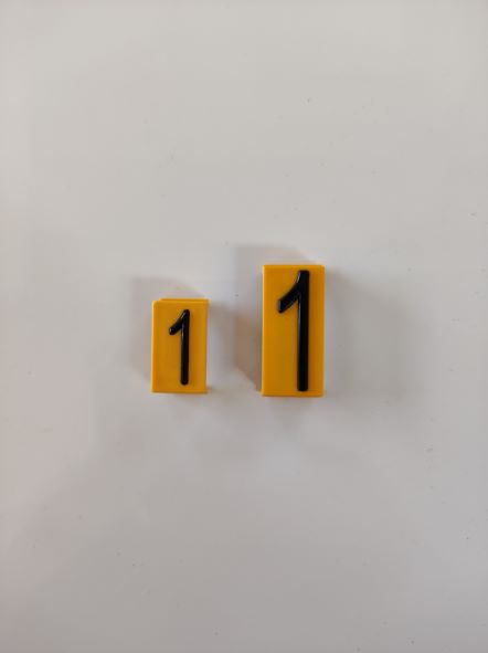 Kostka do tabliczki wymiennej cyfra"1"mała ST-IGG-1004:2015